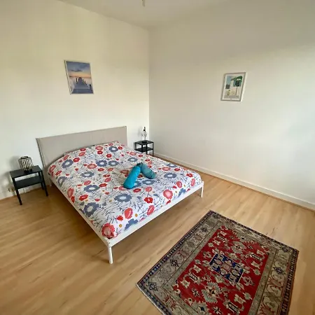 Belle Maison Chaleureuse Avec Double Parking *