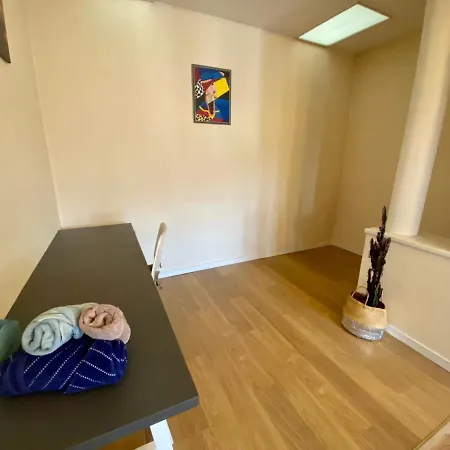 아파트 Belle Maison Chaleureuse Avec Double Parking
