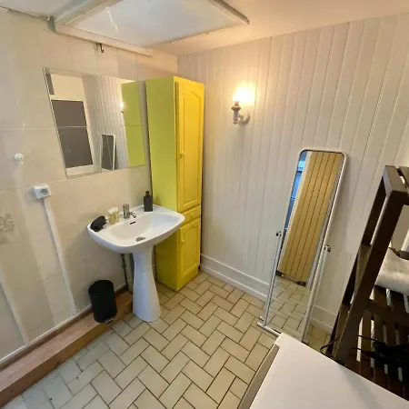 아파트 Belle Maison Chaleureuse Avec Double Parking