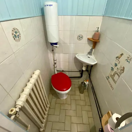 Belle Maison Chaleureuse Avec Double Parking